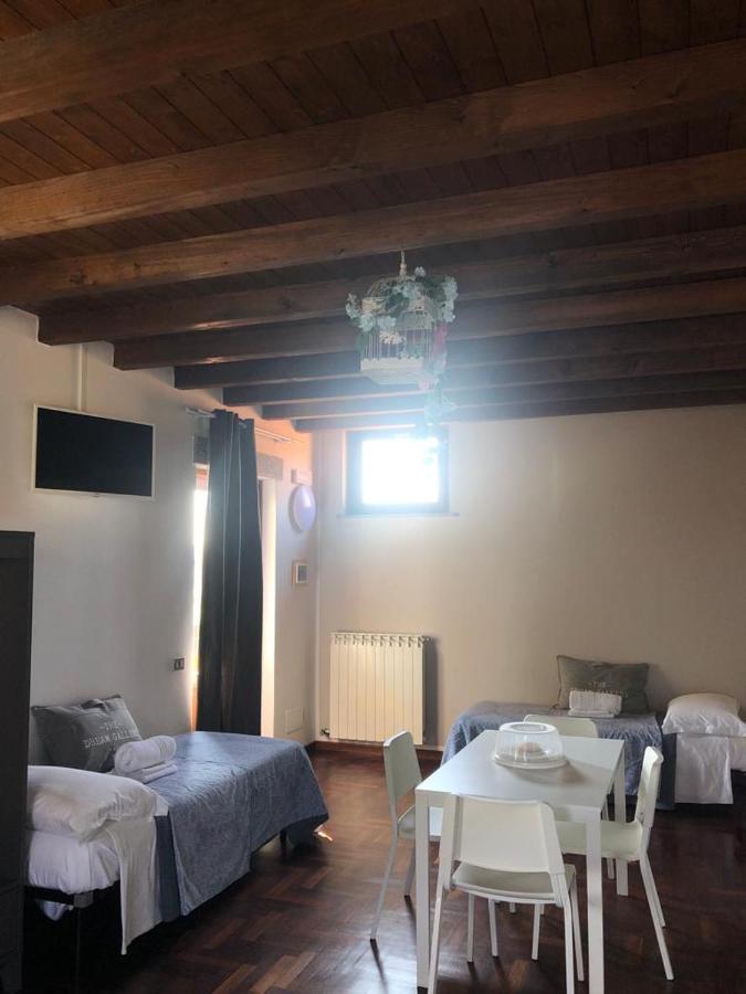 Bed and Breakfast Attico by Marconi 11 Besozzo Esterno foto